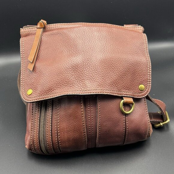 VTG Women’s FOSSIL Brown Leather Logo Messenger Cross Body Bag Purse 11"x11" - Picture 2 of 15